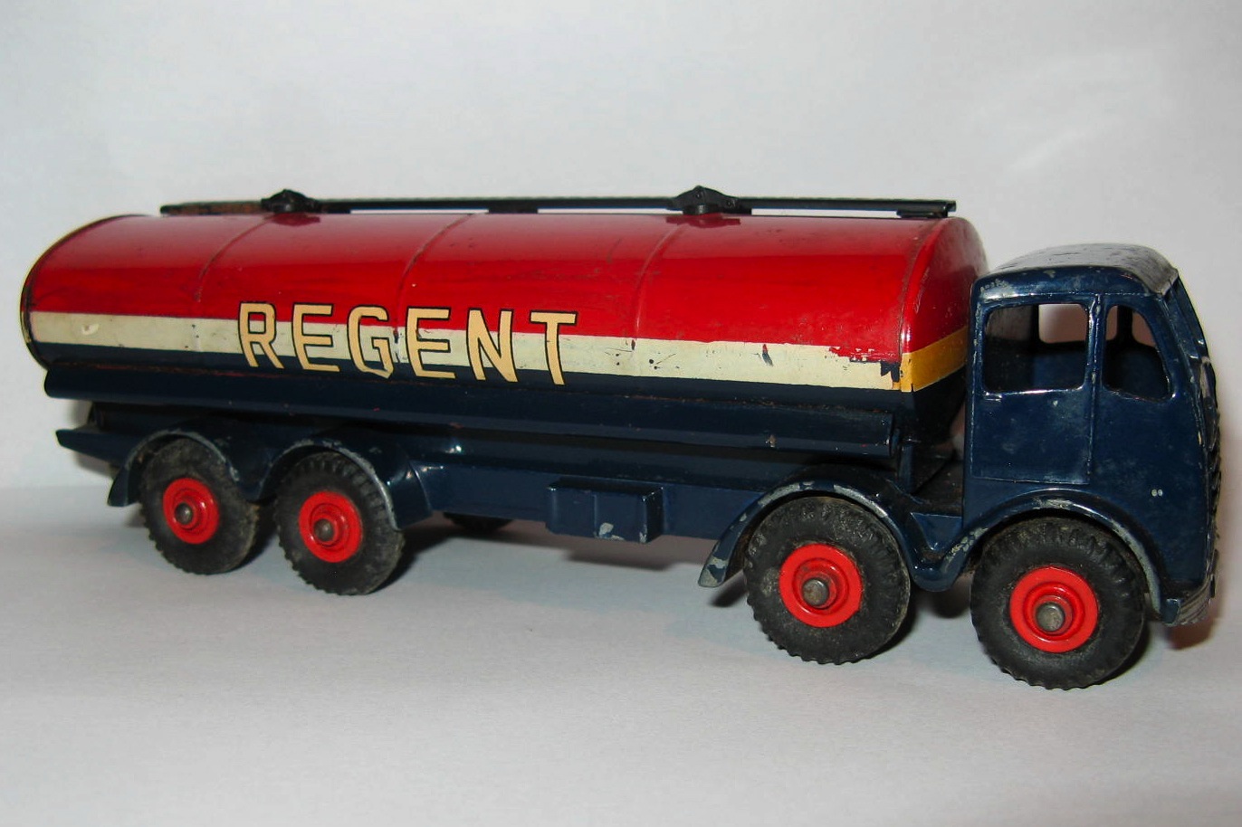941 REGENT TANKER.jpg